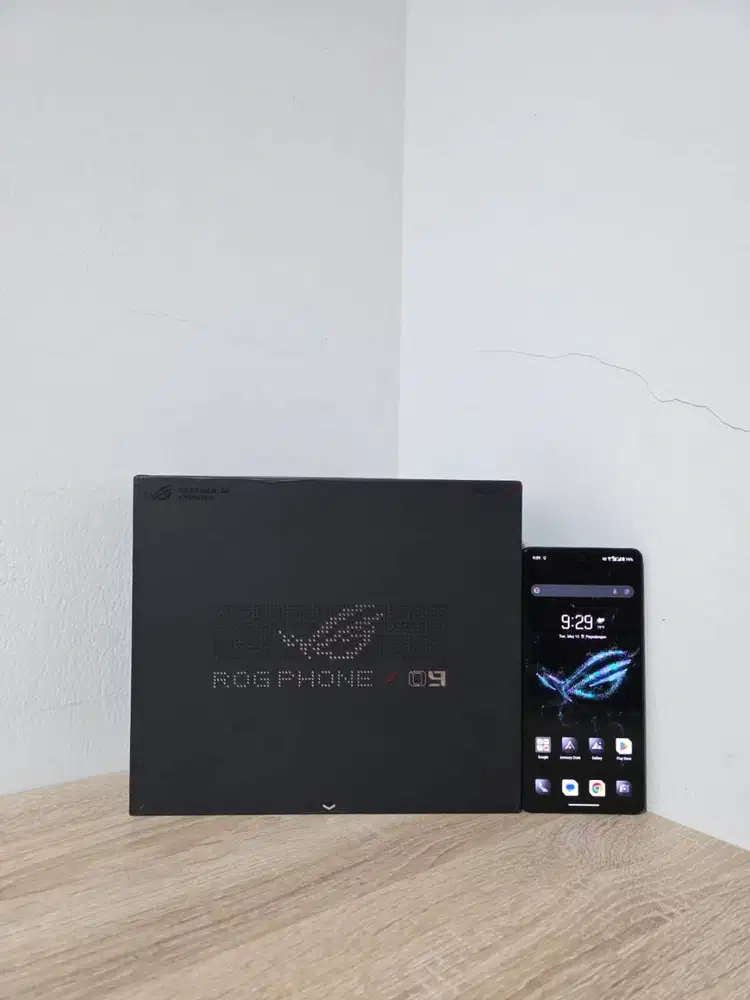Asus ROG Phone 9 Pro 24GB / 1TB Black Resmi Fullset Like New 1000GB