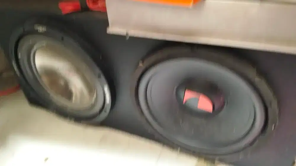 Audio Mobil lengkap ( head unit , power , speaker )