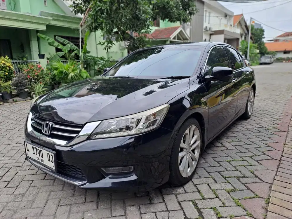 Honda Accord 2013 Bensin