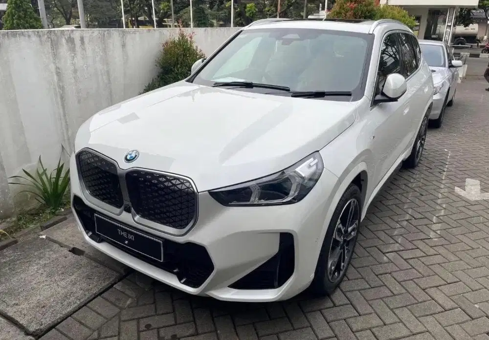 BMW iX1 NIK 2024