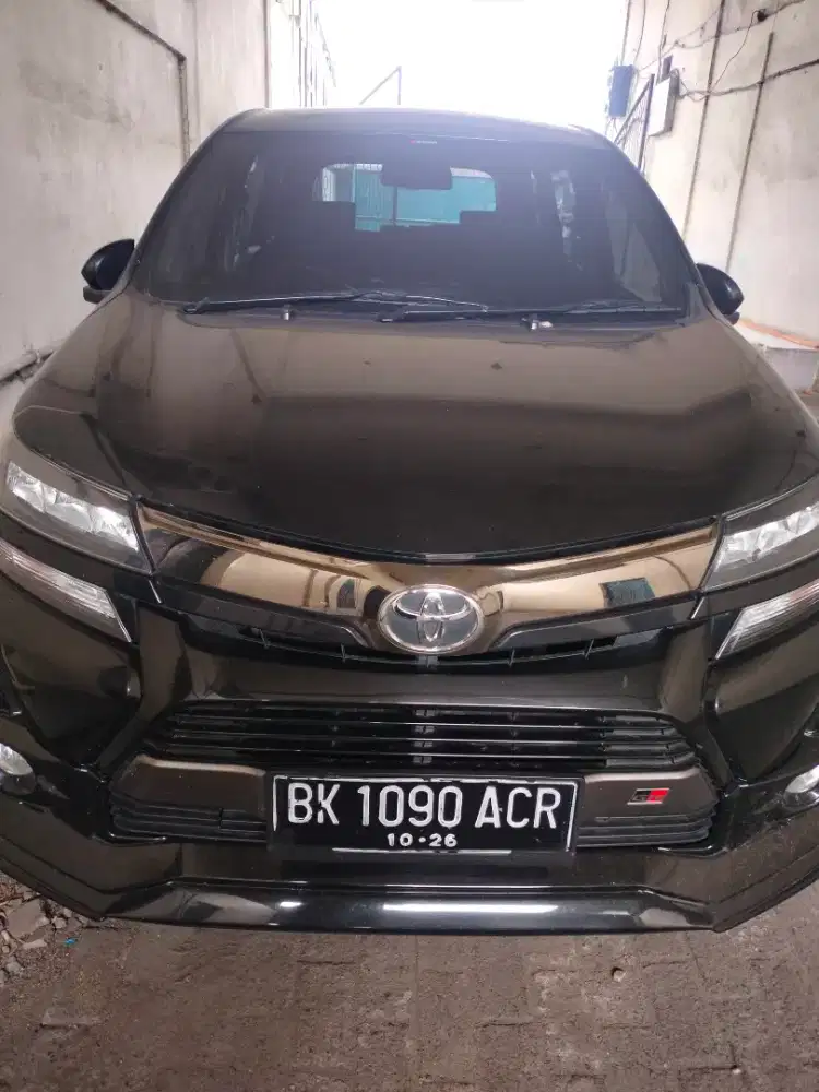 Mobil bekas istimewa Avanza Veloz GR 1.5 MT