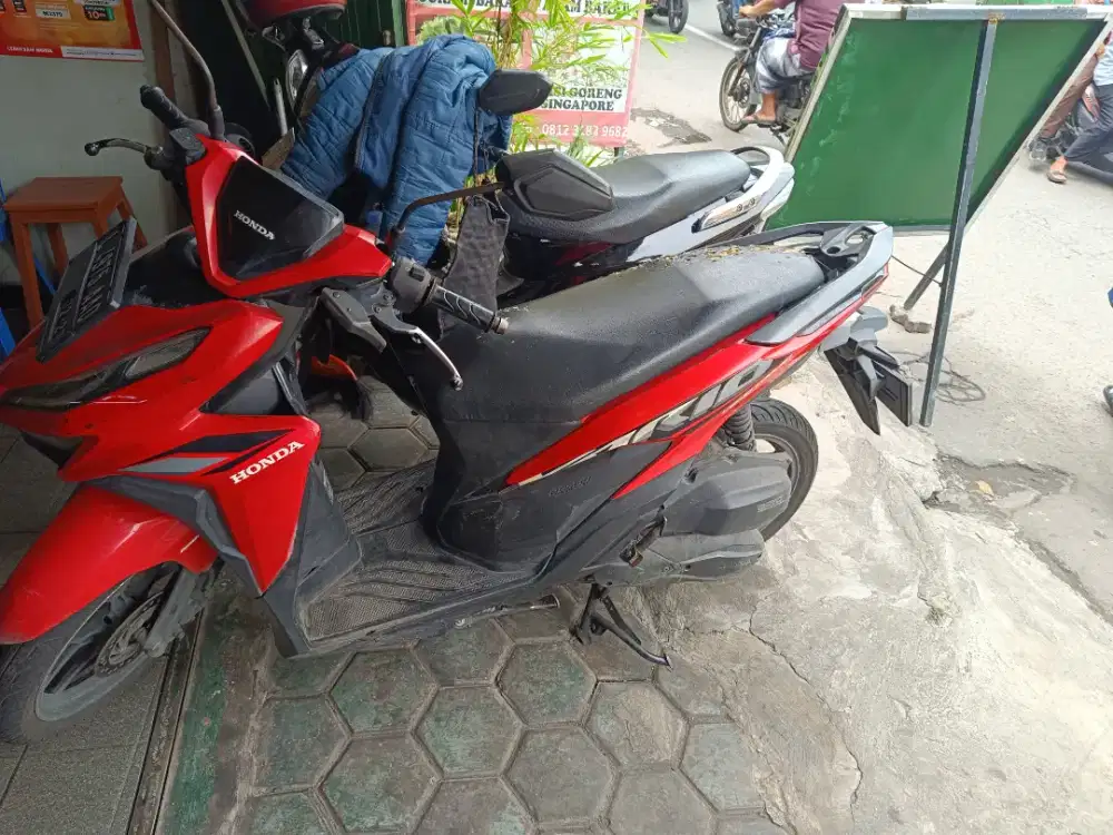 Vario 125 tahun 2021