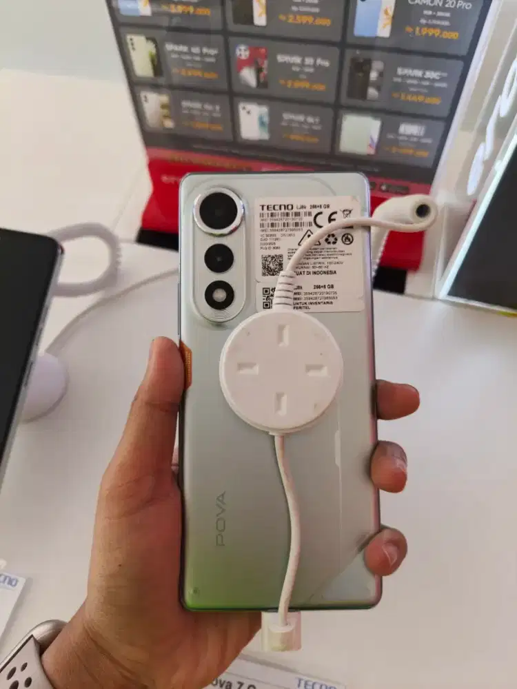 Tecno Pova curved bisa cicilan