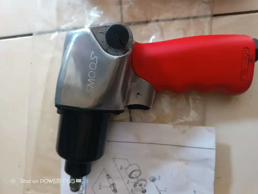 Smoosh impact wrench