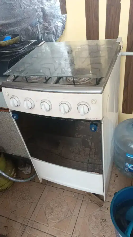 Kompor listrik 4 tungku