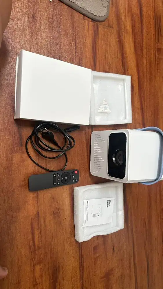 Proyektor Mini T2 Android Murah Banget 2x Pakai saja