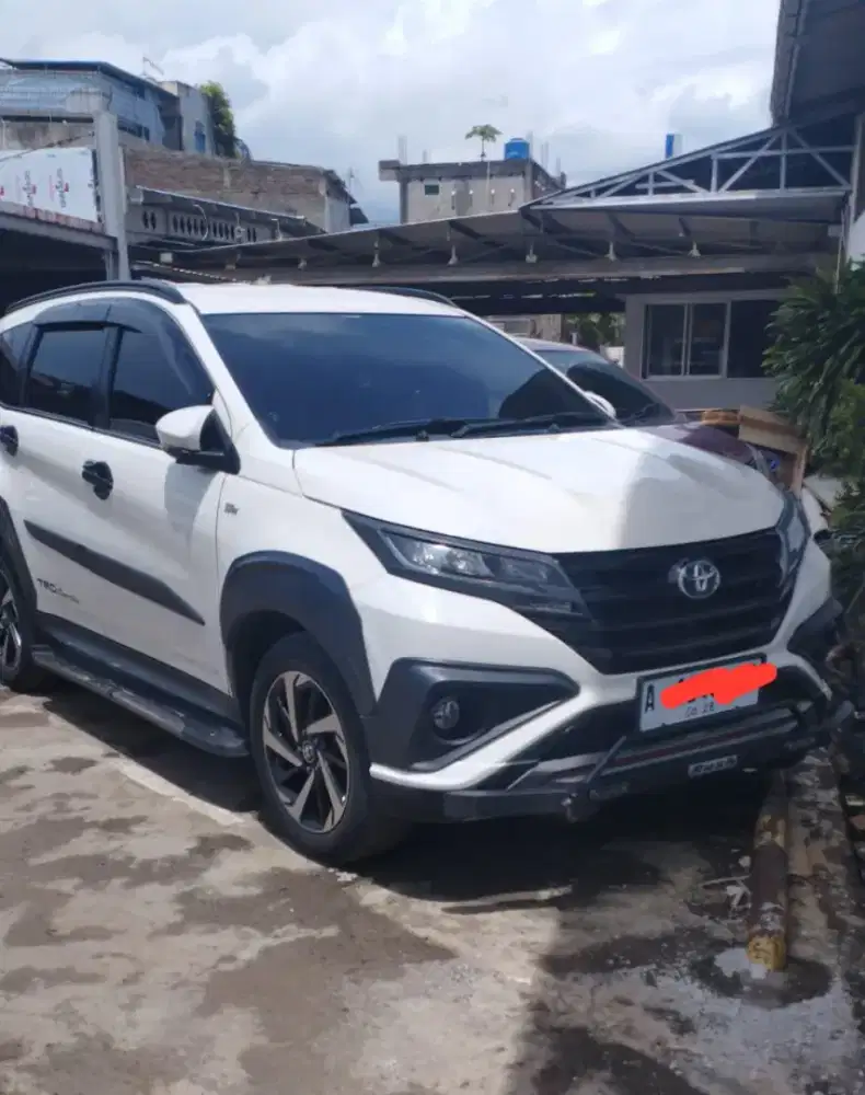 BUKAN SHOWROM. DI JUAL RUSH 1.5 S TRD AT 2018