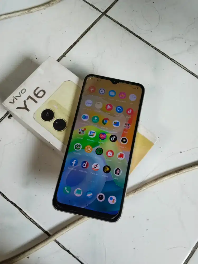 Vivo y16 lengkap kotak