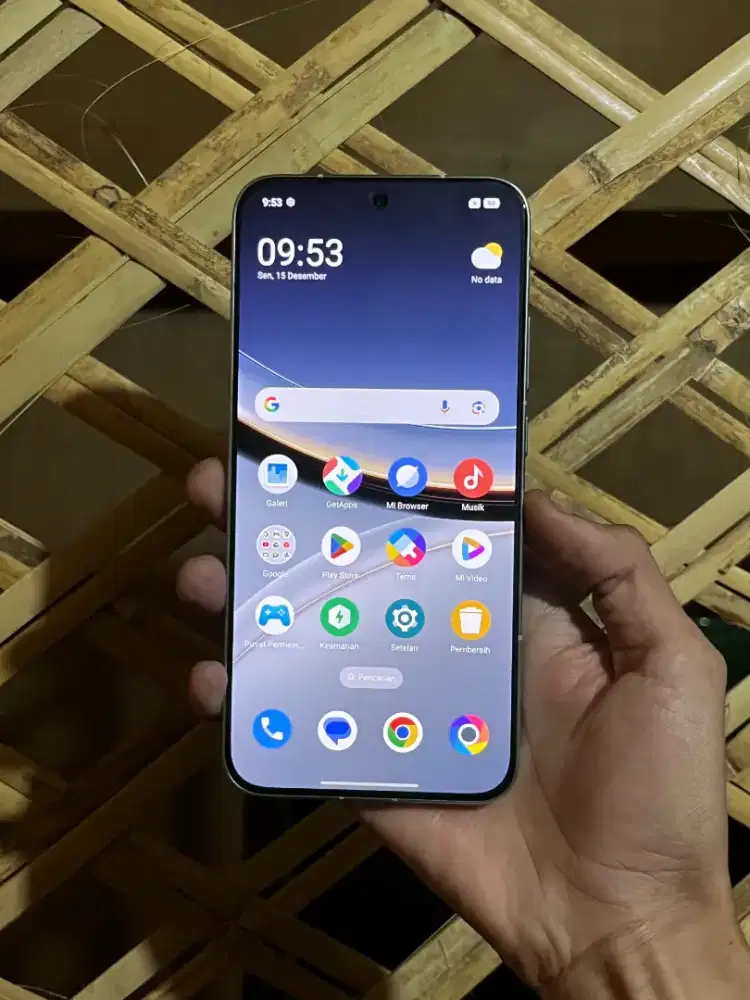 Xiomi Poco F7 Silver 12/512GB Like New