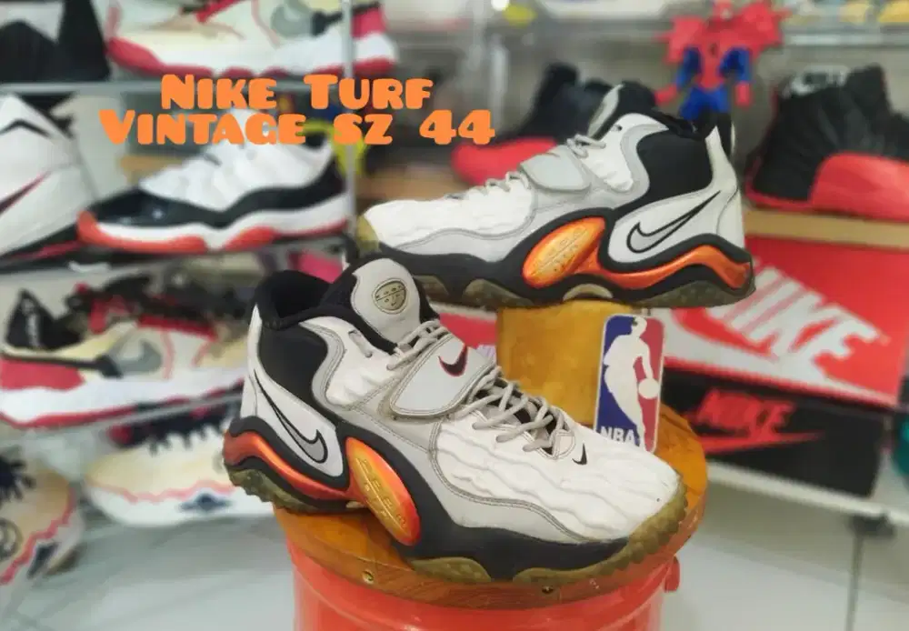 Sepatu Basket Vintage Nike Turf zoom