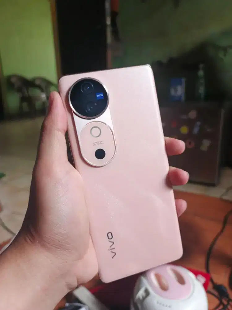 Vivo V40 5G Ram 12/256