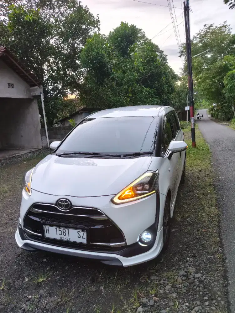 Sienta matic tipe Q 2017 full original