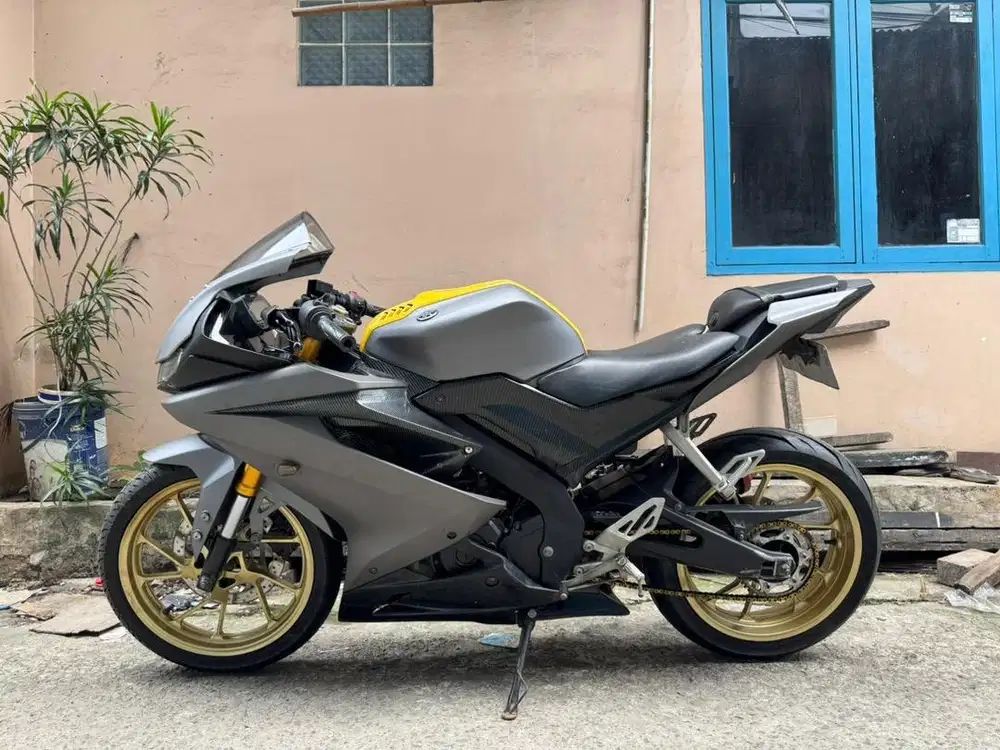 Yamaha R15 thun 2021 mesin halus jozz siap gas gan.