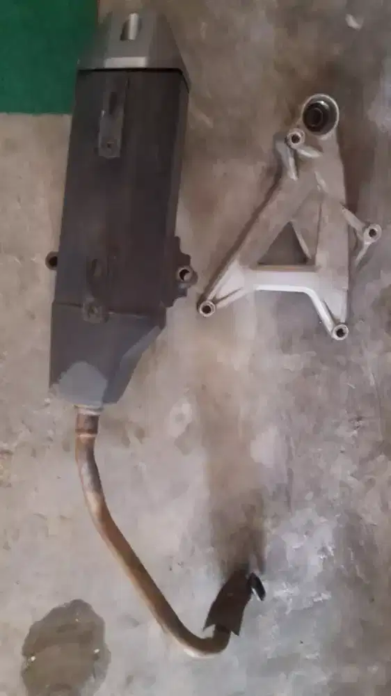 Vario 150 red edition