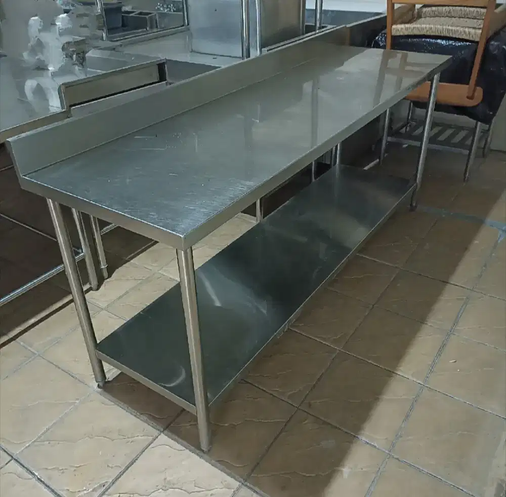 Meja prepare stenlis