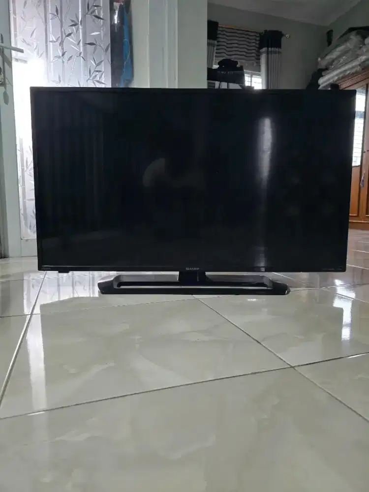 Jual murah TV sharp 43 in.