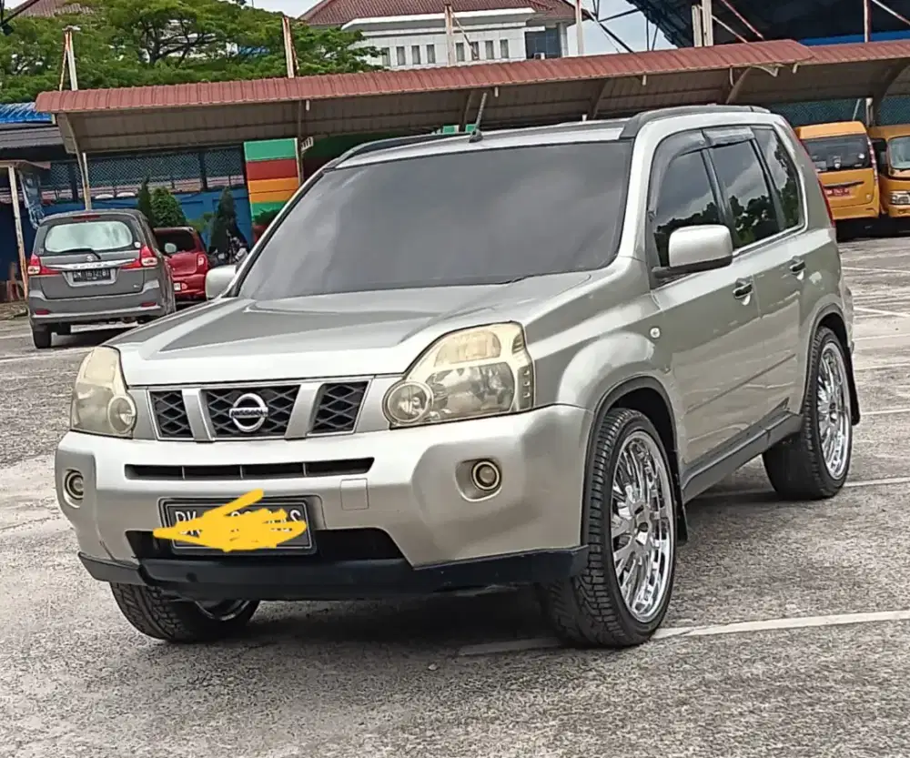 Nissan X-TRAIL T31 2.0 AT 2009