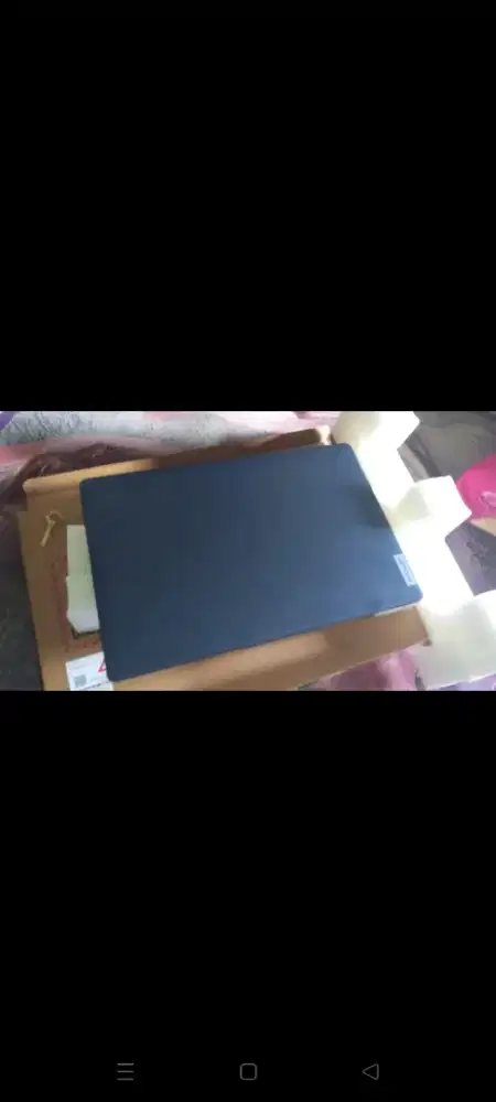 Laptop RYZEN 7000 series 7 (Amda Radeon )