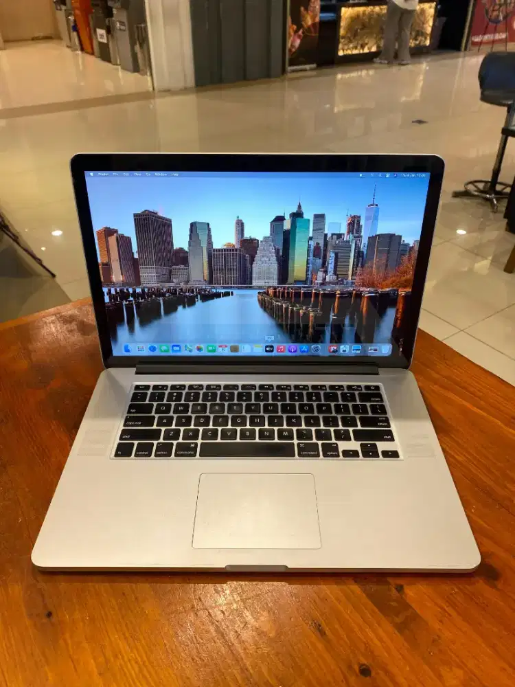 Macbook Pro Retina 15 inch , 2014
