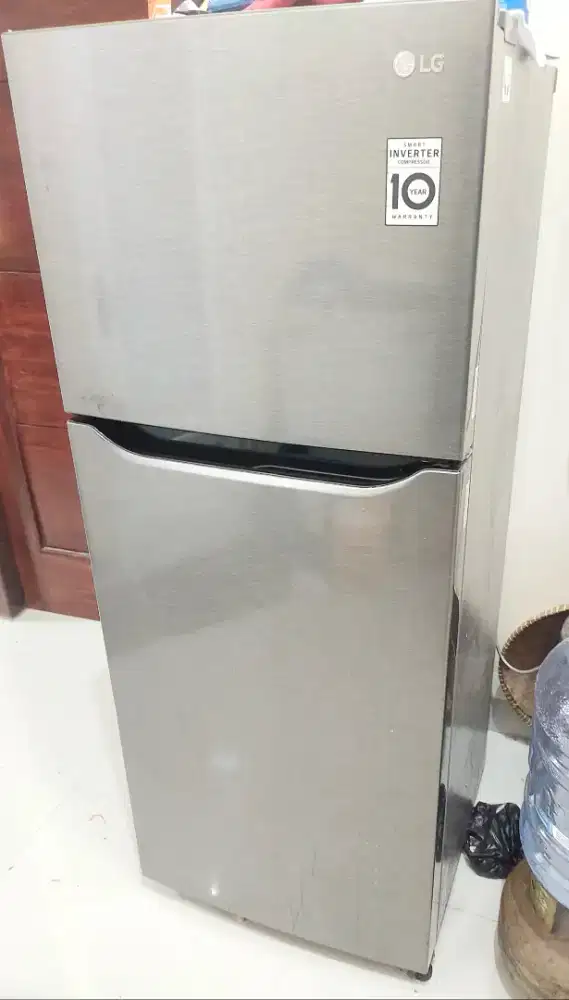 Kulkas LG 2 pintu inverter