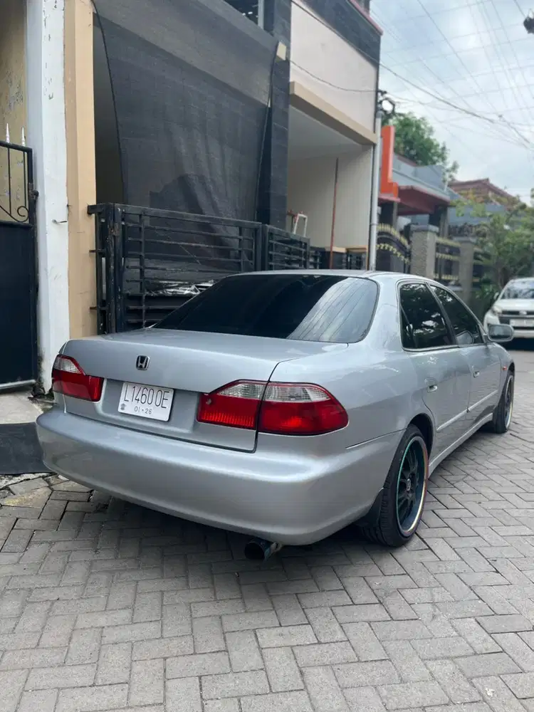 Honda Accord 2001 Bensin
