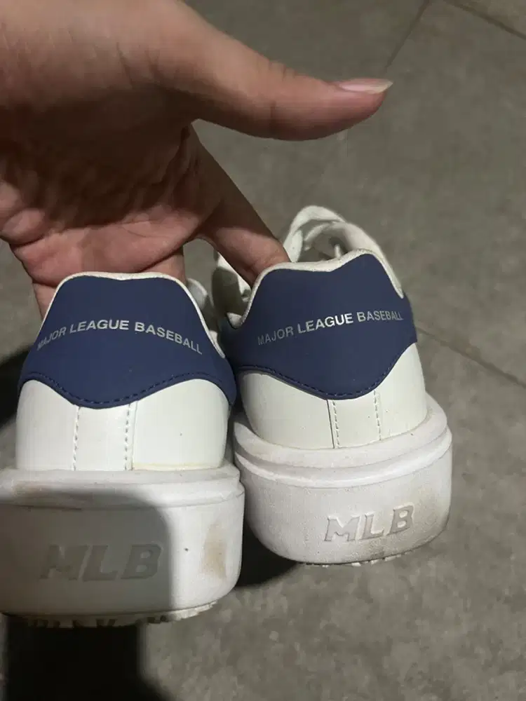 Sepatu MLB LA biru