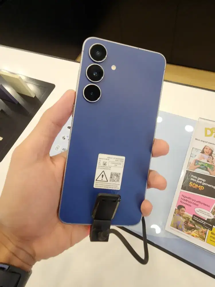 Cicilan 0% Samsung S25 FE free adaptor25watt & case