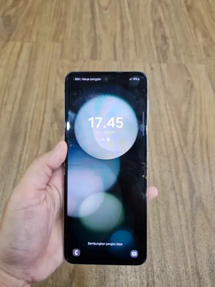 SAMSUNG GALAXY Z FLIP5