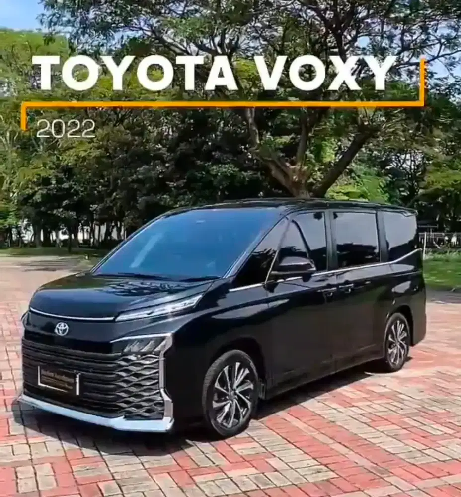 TOYOTA VOXY 2.0'2022 Automatic
