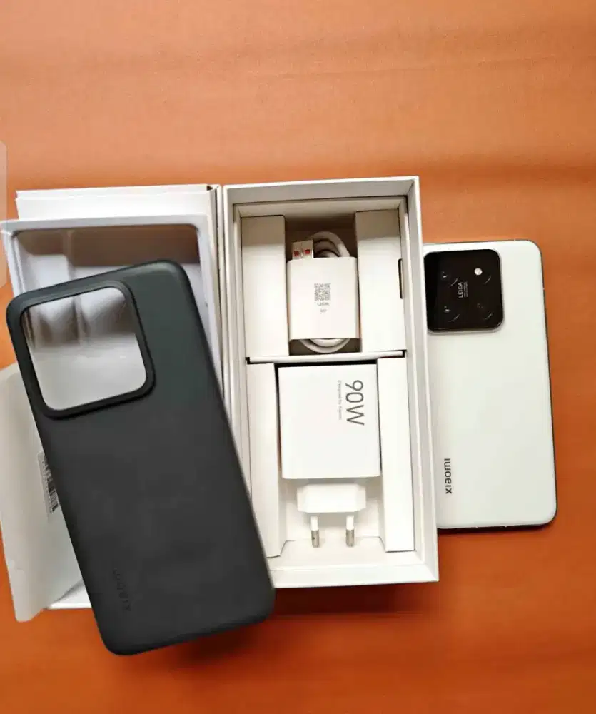 Xiaomi 14 Ram 12/256 GB. Like new