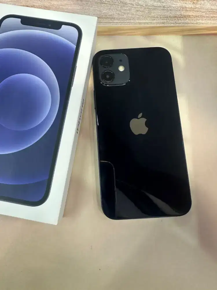 iPhone 12 128GB Black Eks inter lengkap