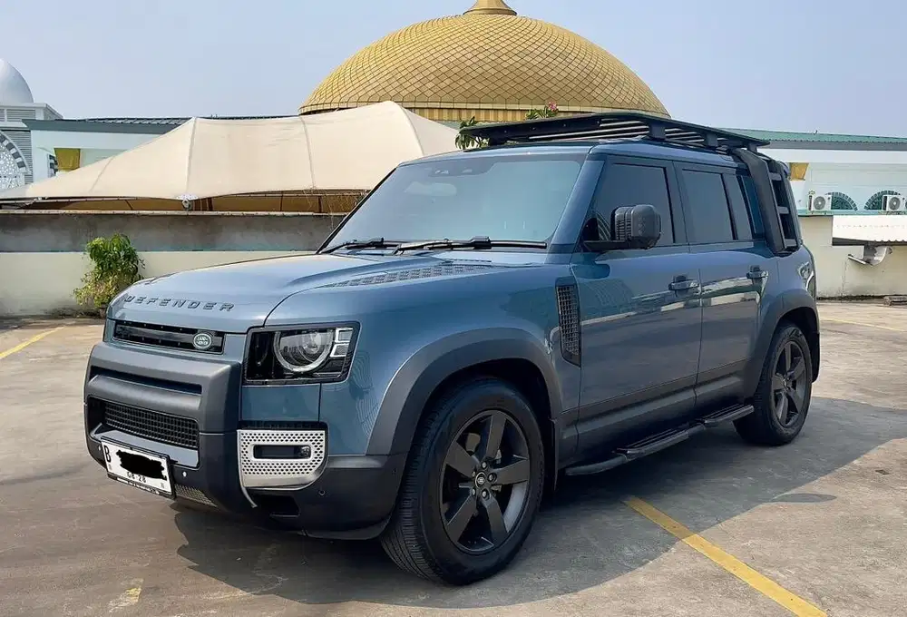 Land Rover DEFENDER 110 P300 2.0 Odo.10rb