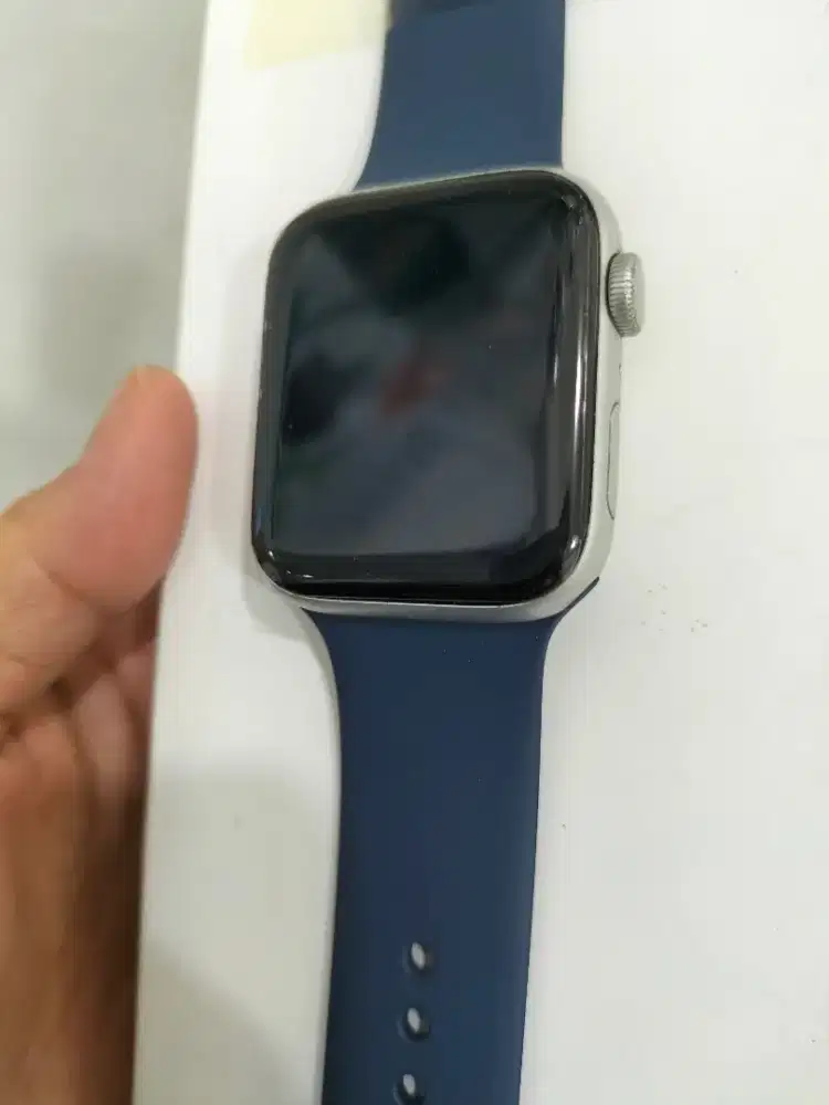 Jam apple watch se 4.4mm