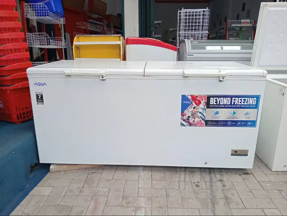 Freezer box bekas murah merk AQUA 750L mesin orisinil normal