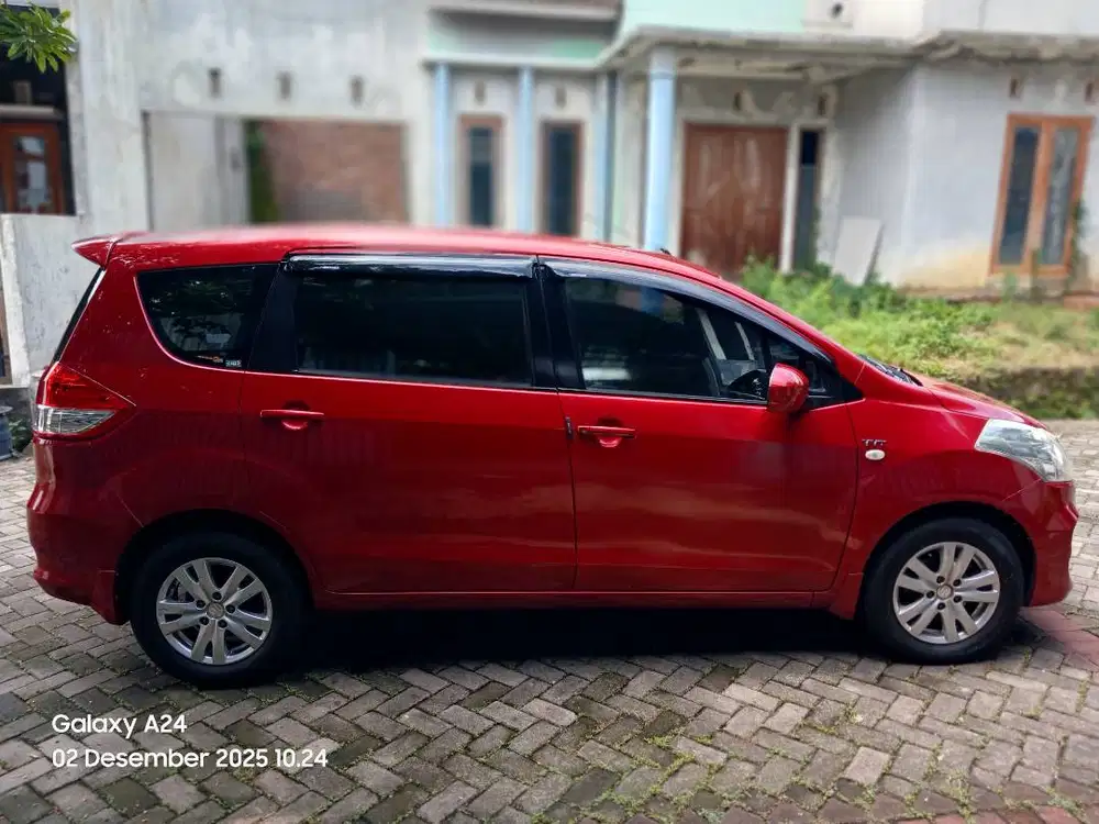 Dijual Suzuki Ertiga Tahun 2015