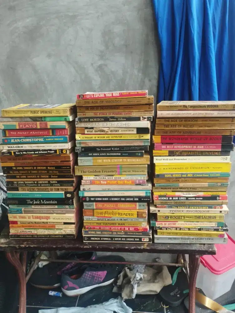 Jual borong buku buku lawas / vintage