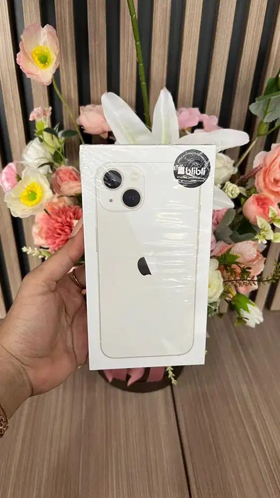 iphone 13 new starlight