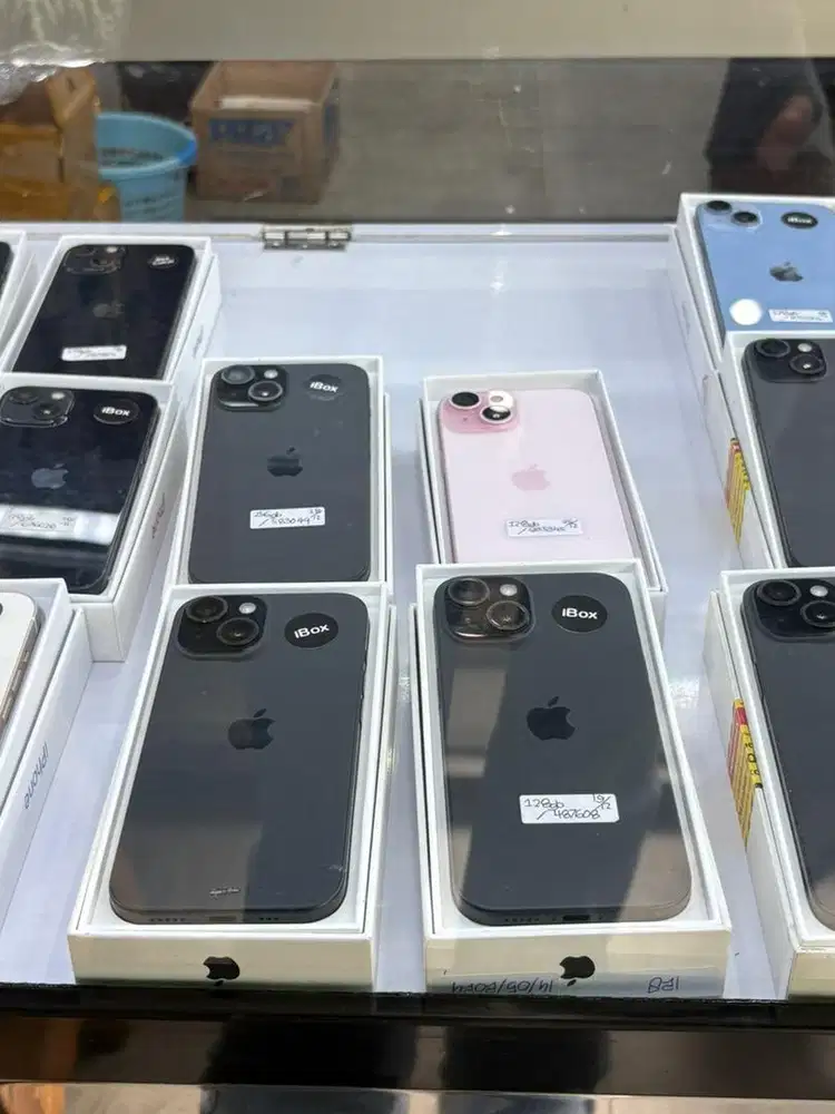 Kredit hp iphone 14 bunga 0% free 2x cicilan