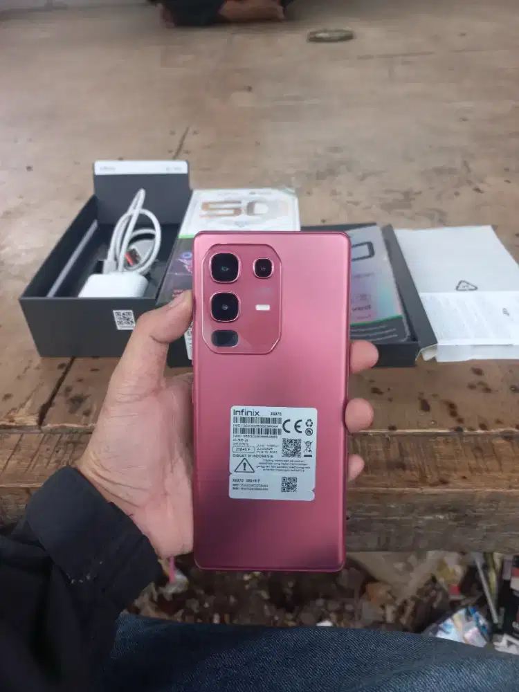 INFINIX NOTE 50S 5G+ 8 255GB LIKE NEW