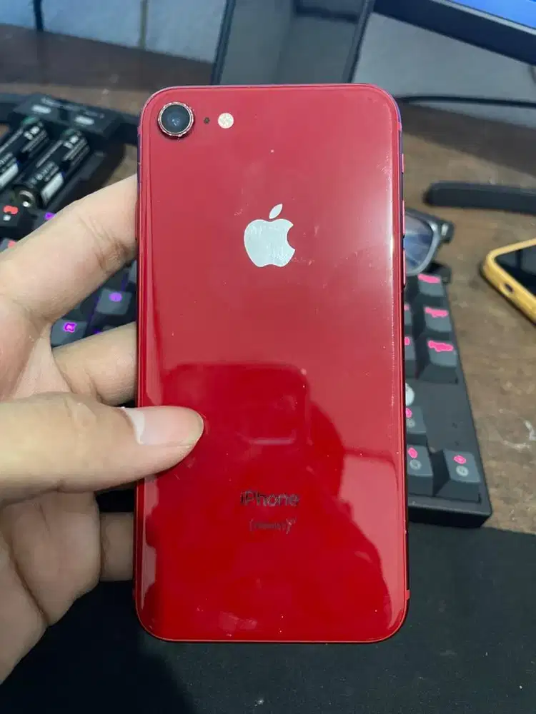 iphone 8 64GB (Smartfren only)