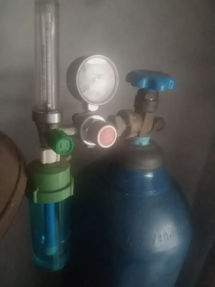 Tabung Oxygen + Isinya