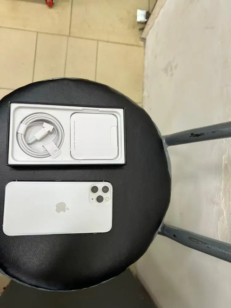 iphone 11 pro 256gb tangan pertama