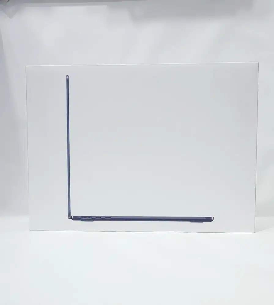 New macbook air m2 16/256 midnight ibos