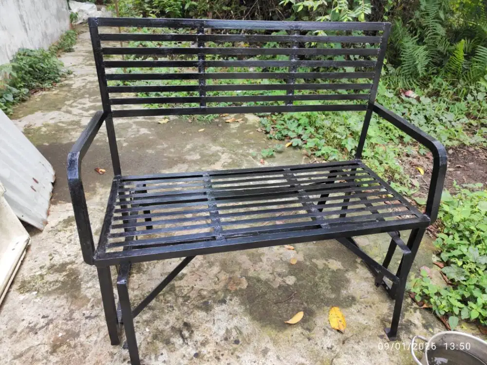 Jual rugi kursi goyang full besi baru