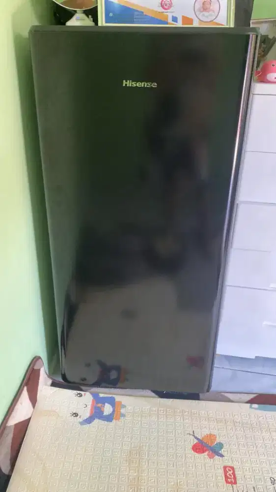 KULKAS HISENSE 157LITER KONDISI BAGUS PEMAKAIAN 1THN LEBIH