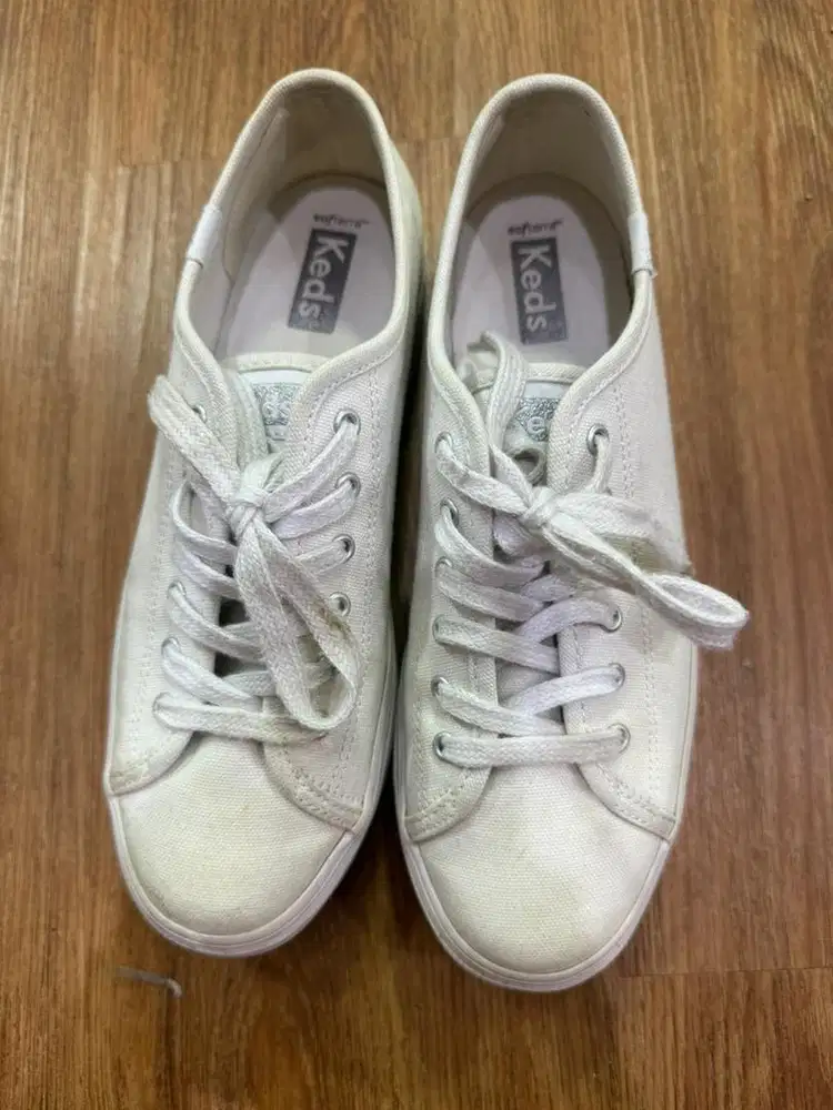 Sepatu keds sz 37