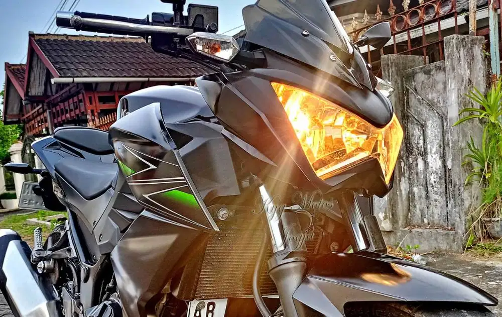 Kawasaki Z250 Ninja Z 250 Hitam 2013 Plat AB Sleman Pajak Panjang