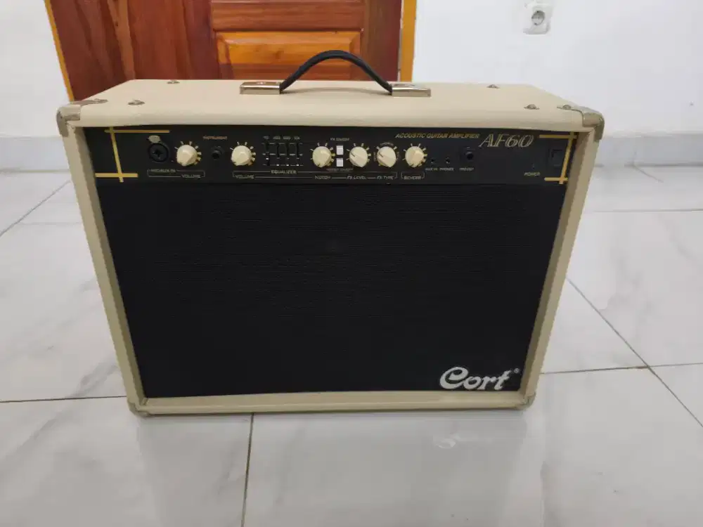CORT AF60 ACOUSTIC GUITAR AMPLIFIER ORIGINAL