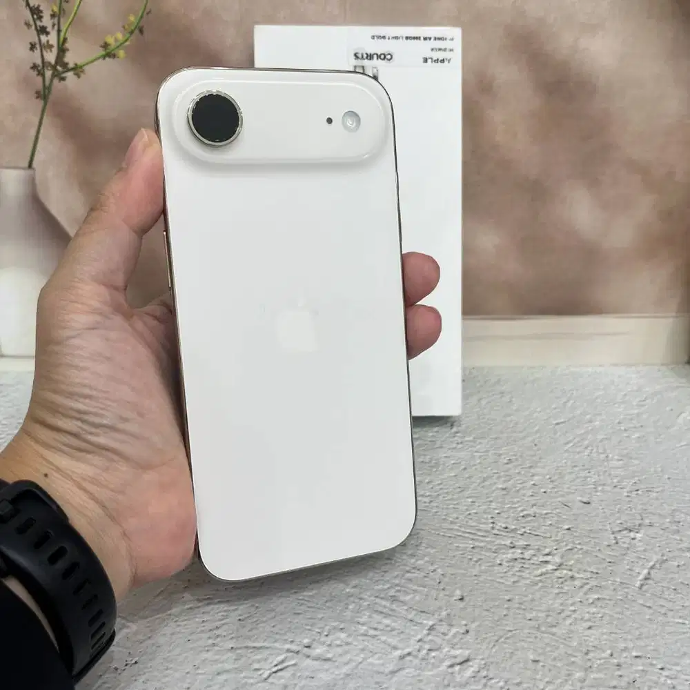 iPhone Air 256GB All Op warna Light Gold