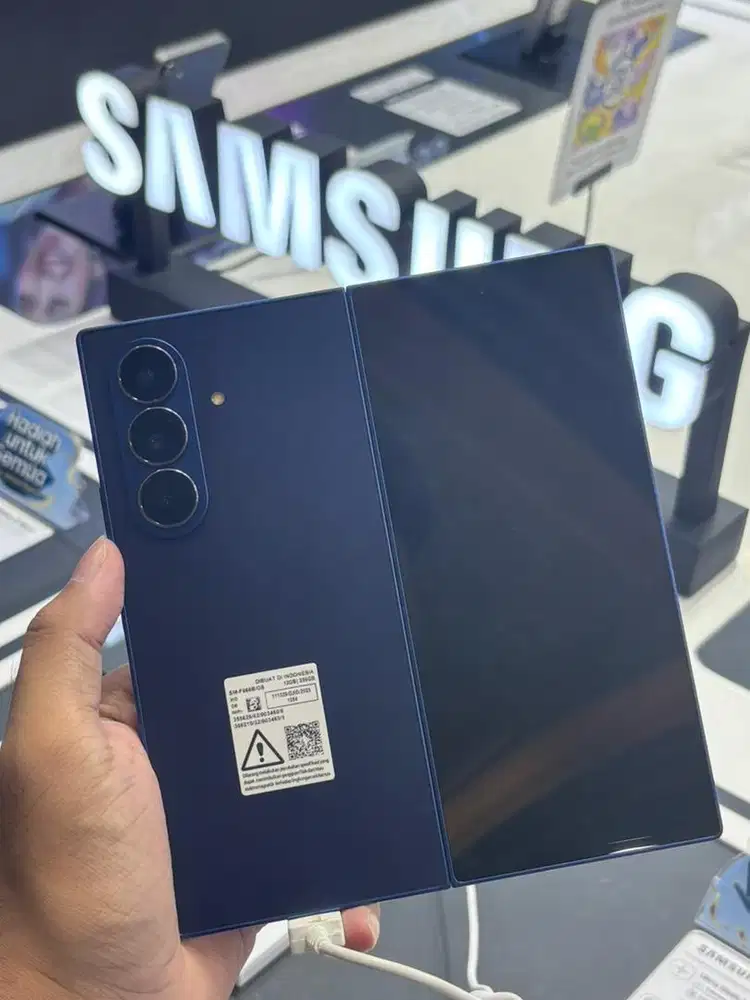 samsung Galaxy ZFold 7 silver shadow 12|256 gb